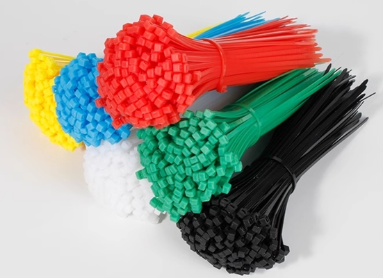 2.5*200 PA66 Color Adjustable Self Locking Nylon Cable Zip Ties 200mm Durable For Industrial